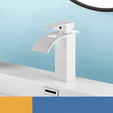 Torneria Lavabo Bancada Misturador: Durabilidade e elegância em seu banheiro. Compre agora e transforme sua rotina diária!